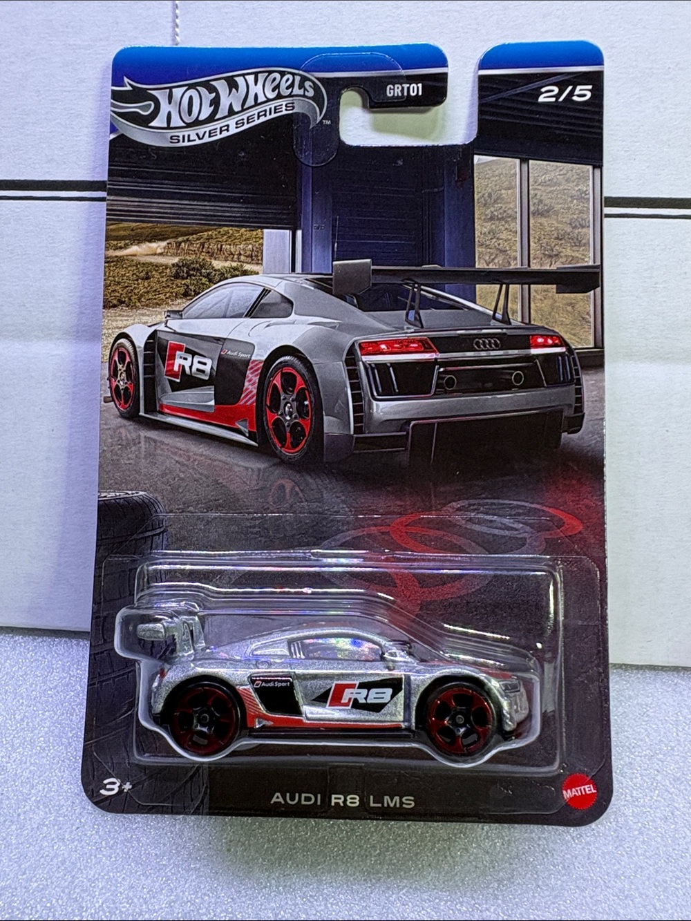 Hot wheels Silver Series Audi R8 LMS - Silver and Red